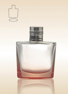 批发大空的香水瓶